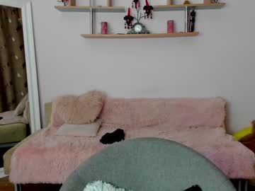 local cam girl 20mellty image #399087
