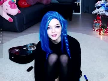 local cam girl madnessalise image #492089