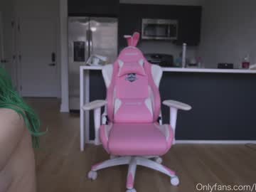 local cam girl bailey_eilish image #1559629