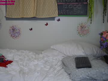local cam girl 19honeysuckle image #1239929