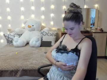 local cam girl emmika_ image #1592579
