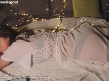 local cam girl liaisonsdangereuses image #452852