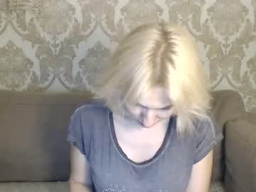local cam girl mallinia image #267570