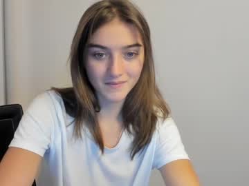 local cam girl omiliver image #224302