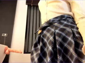 local cam girl akino_17 image #1228114
