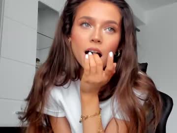 local cam girl isia_slay image #2378419