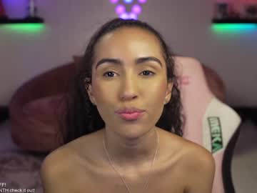 local cam girl amnie_ image #2563092