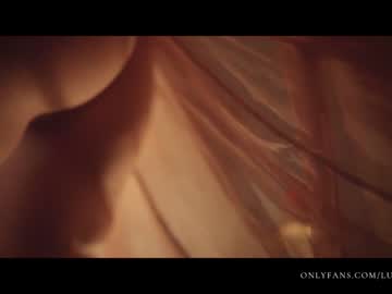 local cam girl lucieoude_ image #2243825