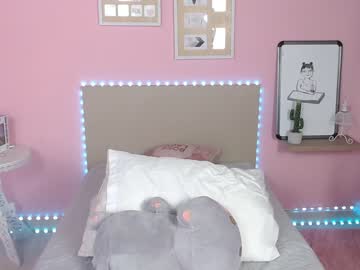 local cam girl little_effy18 image #773976