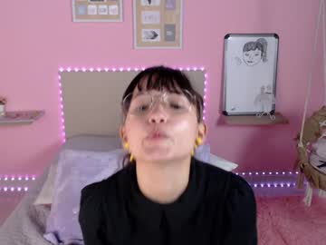 local cam girl little_effy18 image #415946