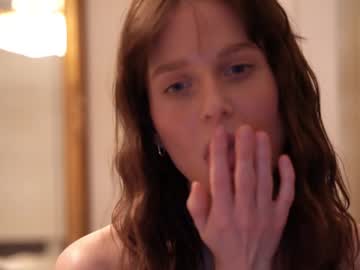 local cam girl ellaa91 image #787804