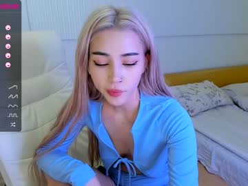 local cam girl hee_jin image #1097351