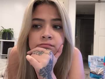 local cam girl serenawilddd image #2688009