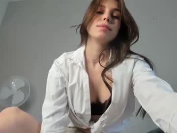 local cam couple vivi_beam image #1786160