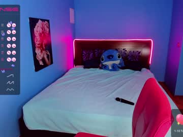 local cam girl evelinameow image #2340202