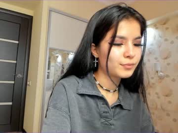local cam girl akino_17 image #247015