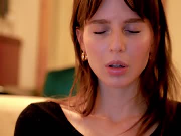 local cam girl ellaa91 image #897995