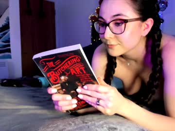 local cam girl littlee33 image #1172005