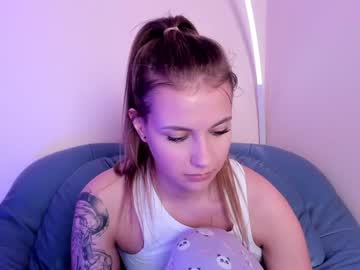 local cam girl hustleebabyy image #1877069