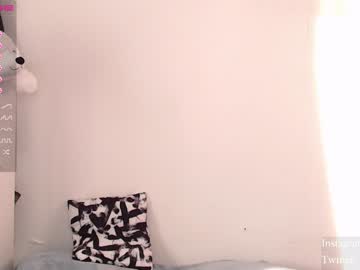 local cam girl _littleferaliberry_ image #131238