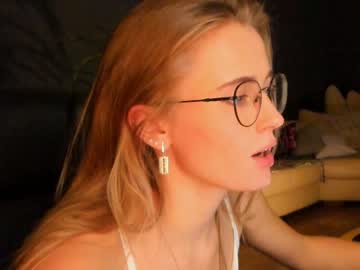 local cam girl linellali image #1940288