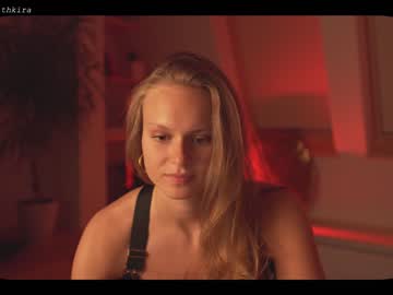 local cam girl chillwithkira image #1210327