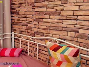 local cam girl eugenetomas image #303594