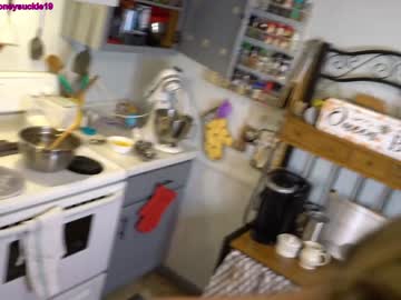 local cam girl 19honeysuckle image #1359493