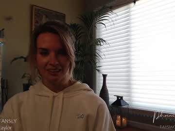 local cam girl phoenix_taylor image #783281