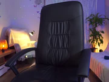 local cam girl juicyandthepussyblvd image #1803030