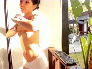 local cam girl akino_17 image #1107463