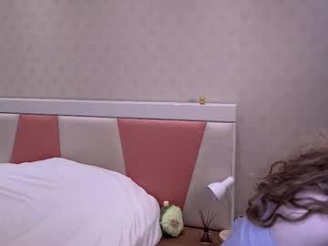 local cam girl sadiesink17 image #2724576