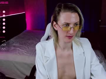 local cam girl eva__blonde image #2374511