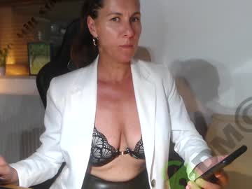 local cam girl the_milf_steff image #1545797
