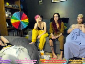 local cam couple thecouchcast image #177466