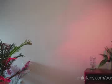 local cam girl auddicted image #100926