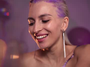 local cam girl peach_me image #1005240