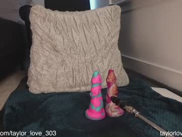 local cam girl taylor_love_303 image #2454896