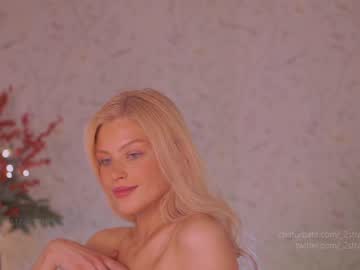 local cam girl _2strangers image #2244129