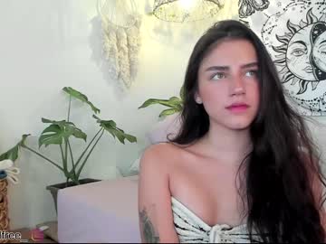 local cam girl grettabenett_ image #2103420