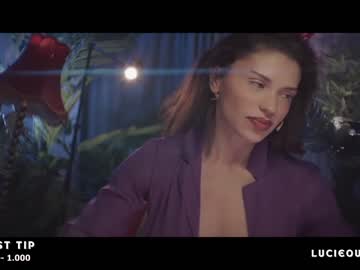 local cam girl lucieoude_ image #2548777