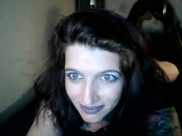 esme_charm local cam