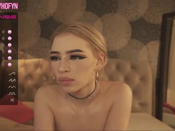 local cam girl crystalreves image #434747
