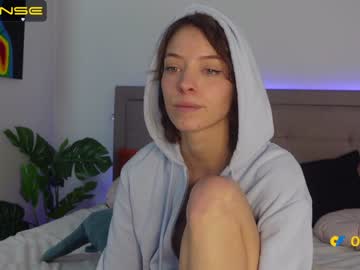 local cam girl agelina_summer image #2278472
