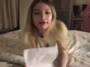 local cam girl str4wb3rrycat image #2554033