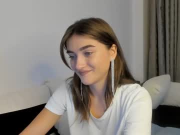 local cam girl omiliver image #267182