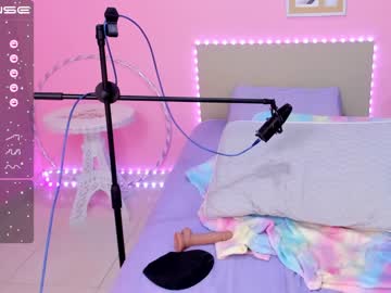 local cam girl little_effy18 image #2133045