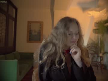 local cam girl chillwithkira image #731058