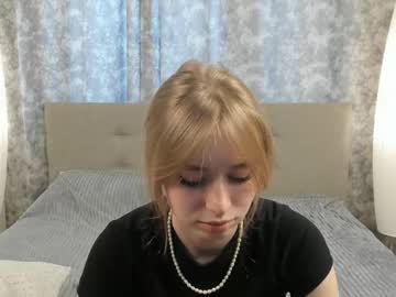 local cam girl queeniedonnay image #2690834