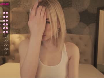 local cam girl crystalreves image #1017522